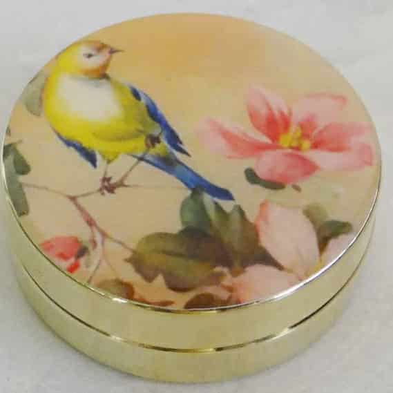 Pillenbox aus Messing Gelbe Vogel (4-5 x 1-5 cm)
