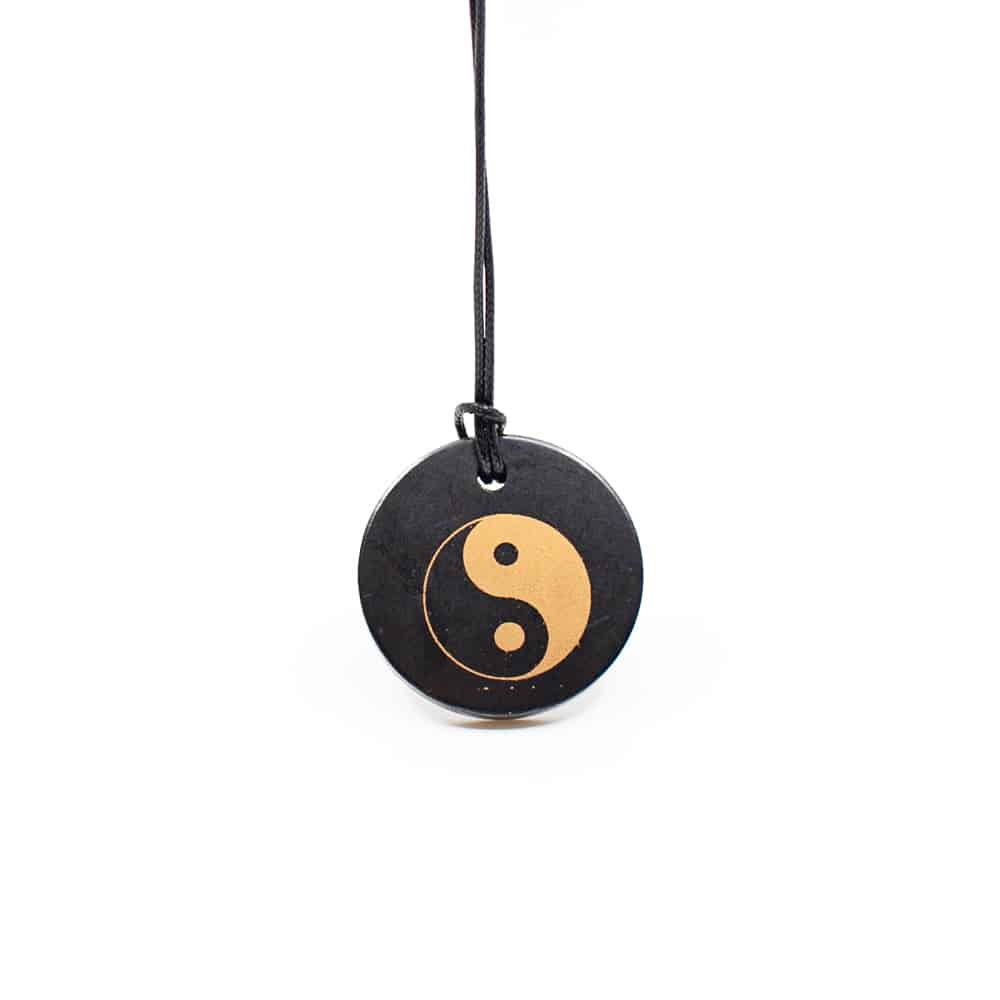 Schungit Halskette Yin und Yang unter Schmuck - Edelstein-Anh?nger - Geschliffene Anh?nger