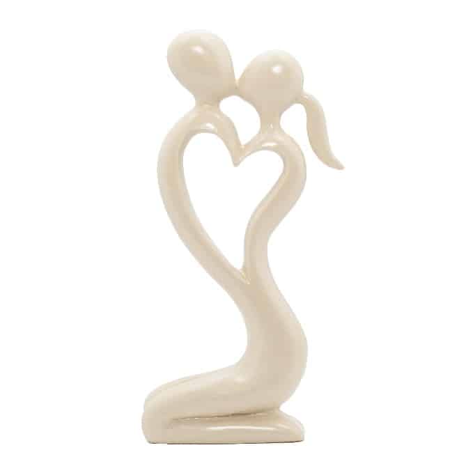 Statue K-ssendes Paar Wei- (18 cm) unter Home & Living - Dekoration & Atmosph?re